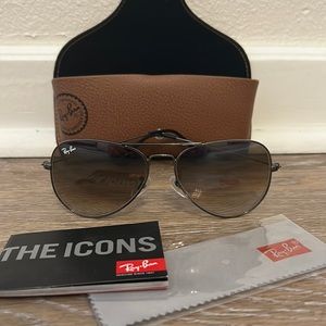 Ray Ban Brown Gradient and Gunmetal Aviator Sunglasses